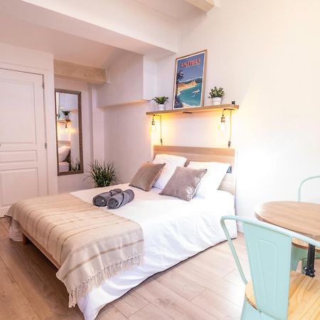 Studio Vieil Antibes Proche Mer Екстер'єр фото