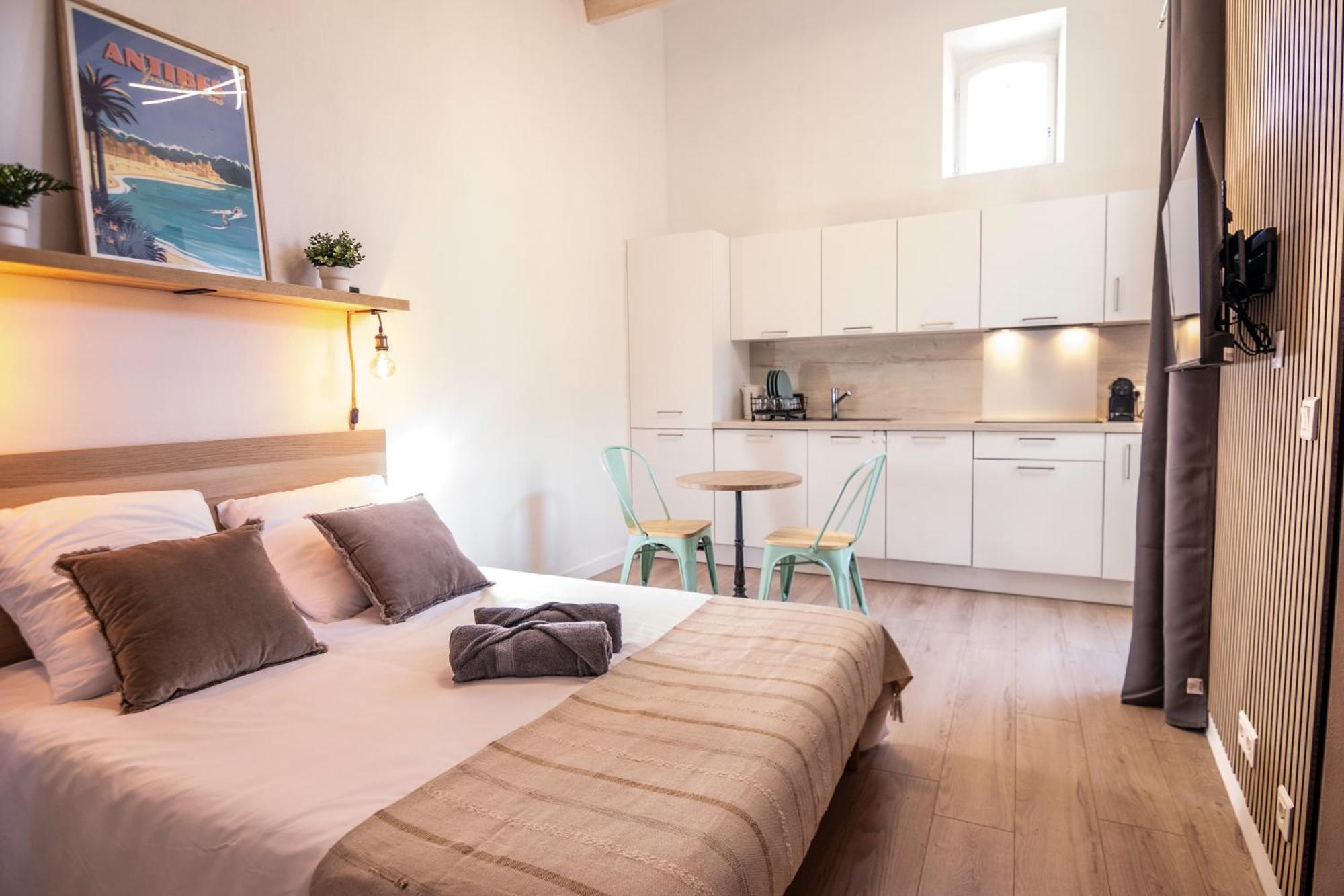 Studio Vieil Antibes Proche Mer Екстер'єр фото