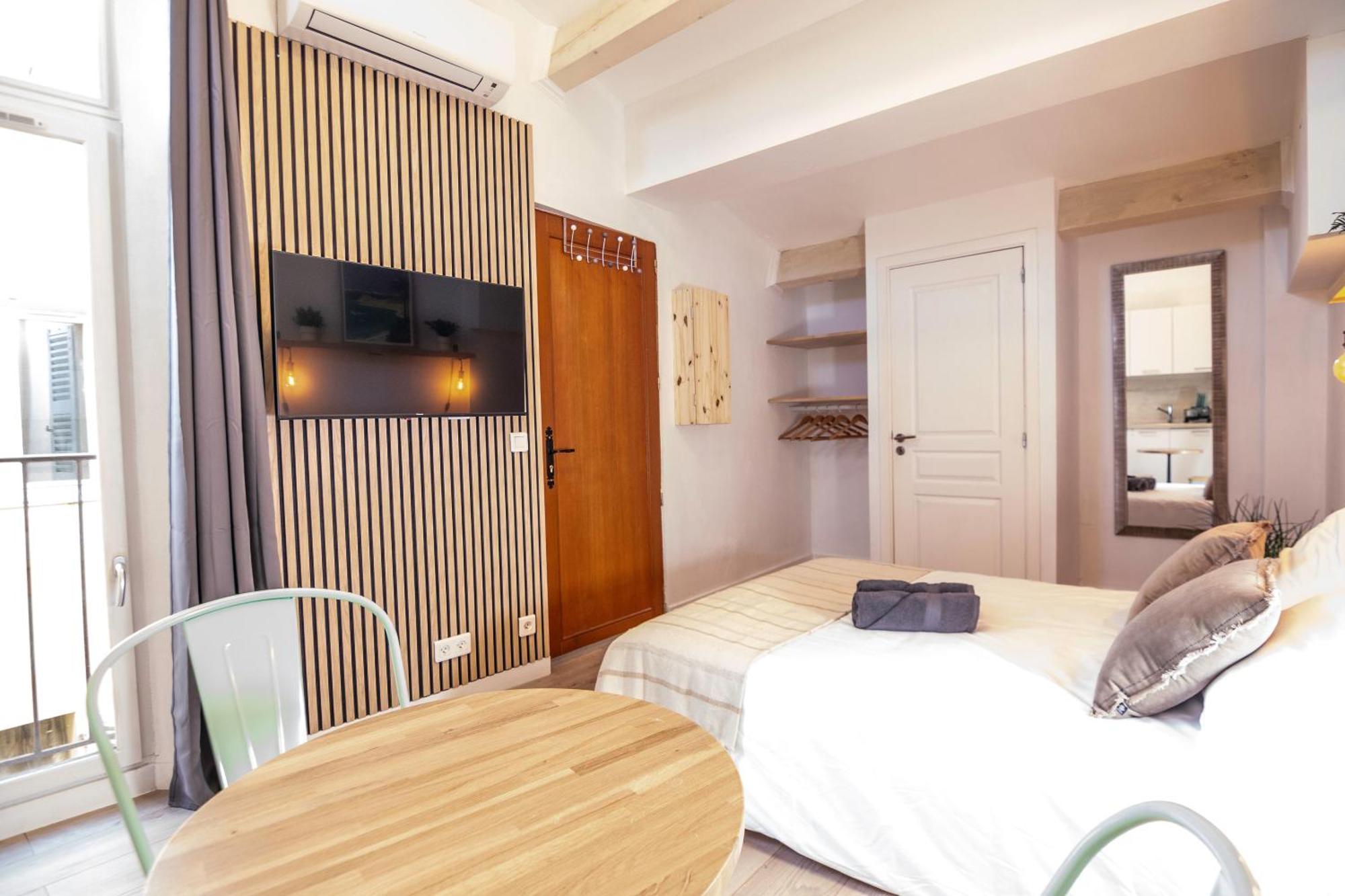 Studio Vieil Antibes Proche Mer Екстер'єр фото
